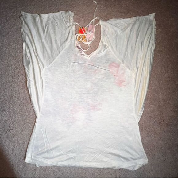 ROMEO & JULIET NWT Floral Couture Blouse Size M - Picture 2 of 3